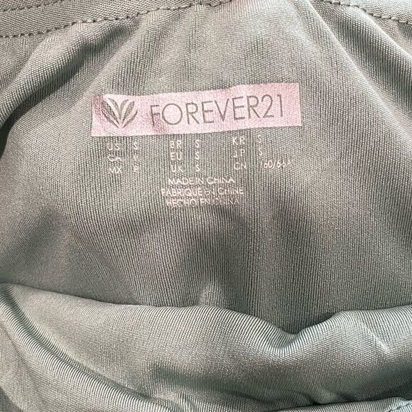 NWOT Forever21 Mint Green Athletic Bike Shorts Size S - Picture 5 of 6